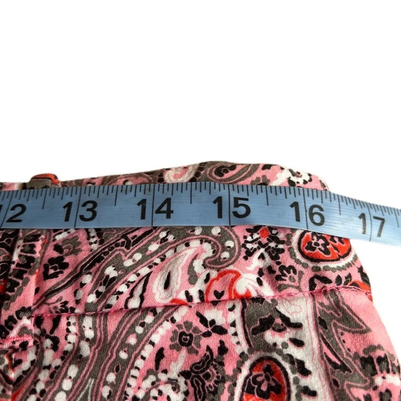 International concepts (I.N.C.) paisley shorts. 5 inch inseam size 10. Pockets - Picture 6 of 7